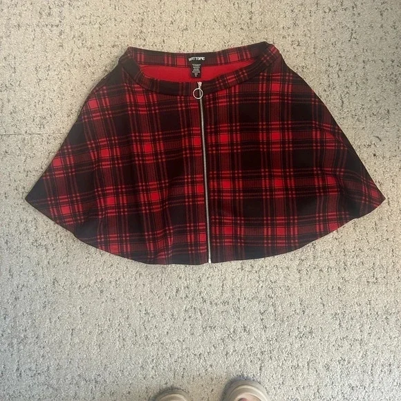 Hot Topic XL thicker plaid  mini - Picture 5 of 8